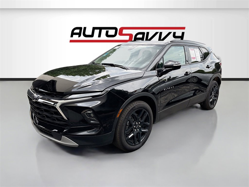 Used 2024 Chevrolet Blazer LT image 3