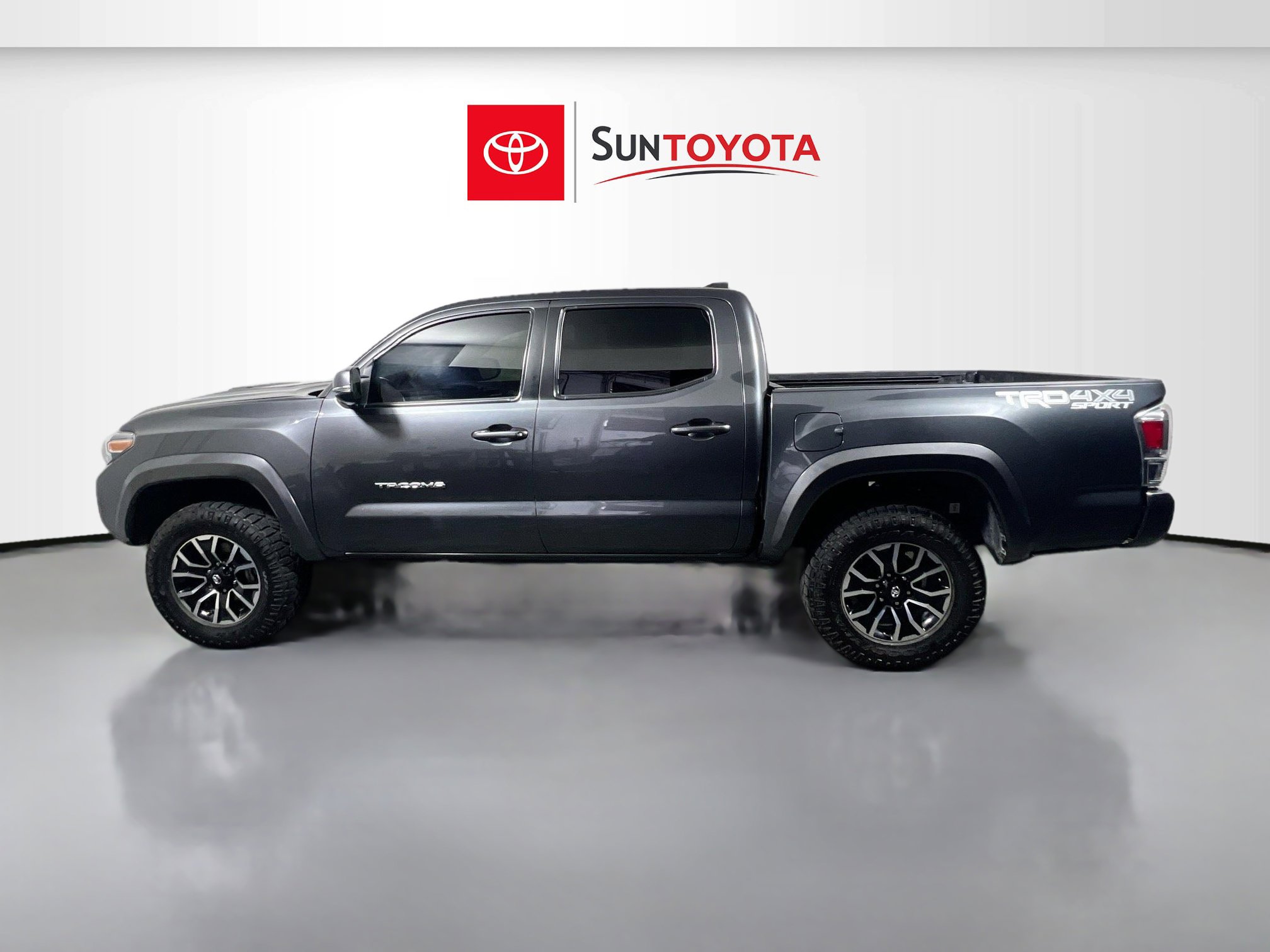 Used 2023 Toyota Tacoma TRD Sport w/ Advanced Technology Package image 7