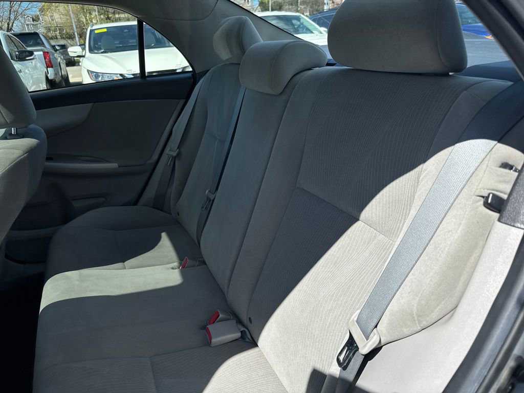 Used 2012 Toyota Corolla LE w/ Premium Pkg FWD image 34