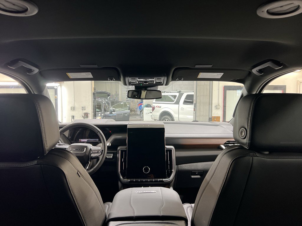 New 2026 GMC Yukon XL Denali w/ LPO, Floor Liner Package AWD/4WD image 37