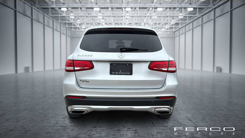 Used 2016 Mercedes-Benz GLC 300 image 4