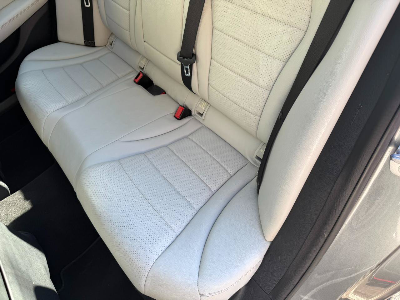 Used 2017 Mercedes-Benz C 300 Sedan image 33