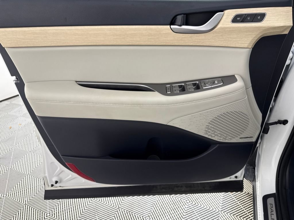 Used 2023 Hyundai Palisade Limited image 11