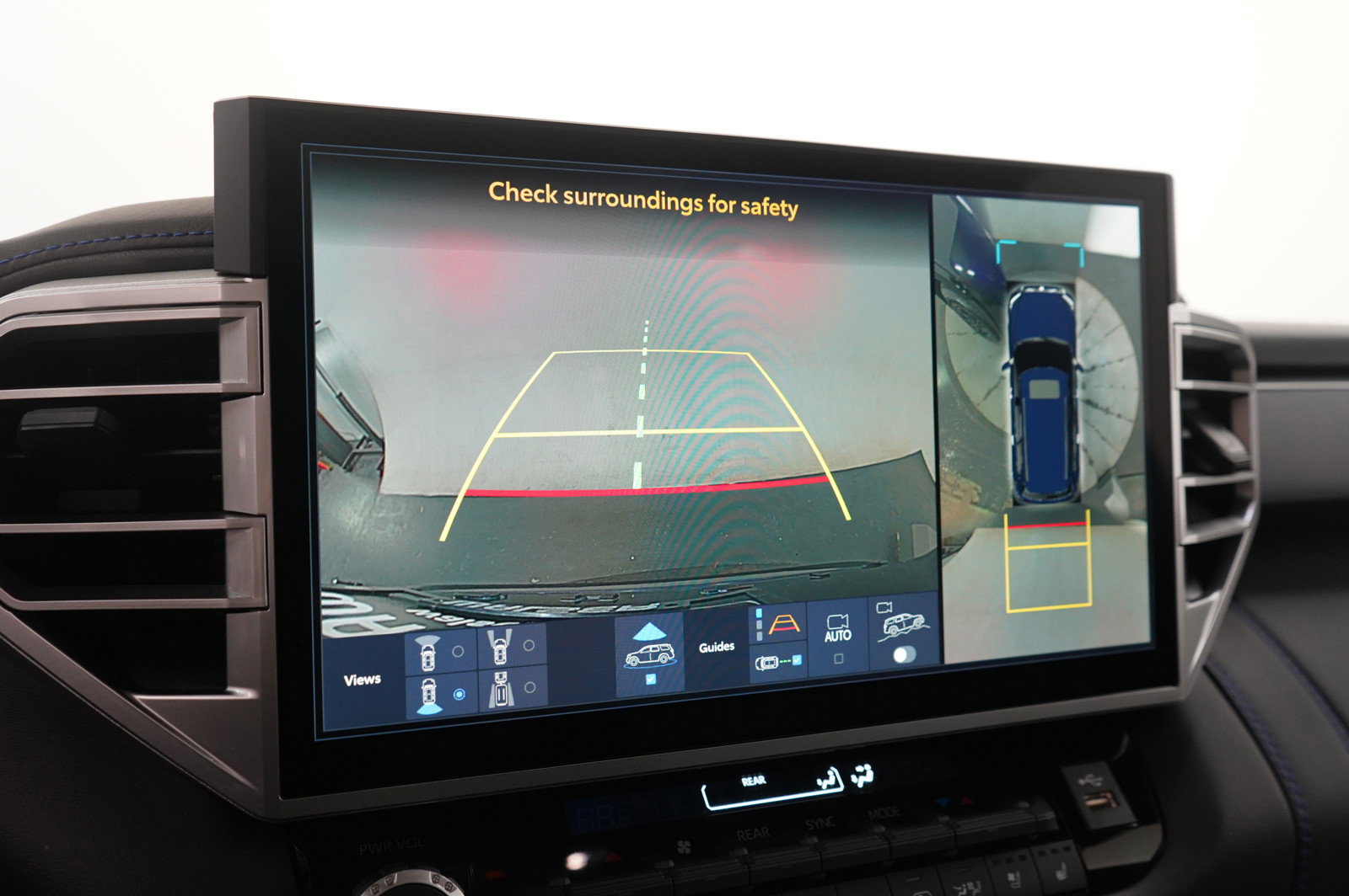 Used 2025 Toyota Sequoia Platinum image 22