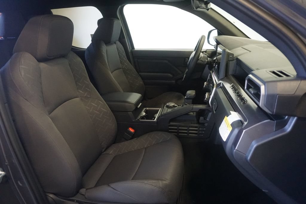 New 2026 Toyota Tacoma SR5 AWD/4WD image 23