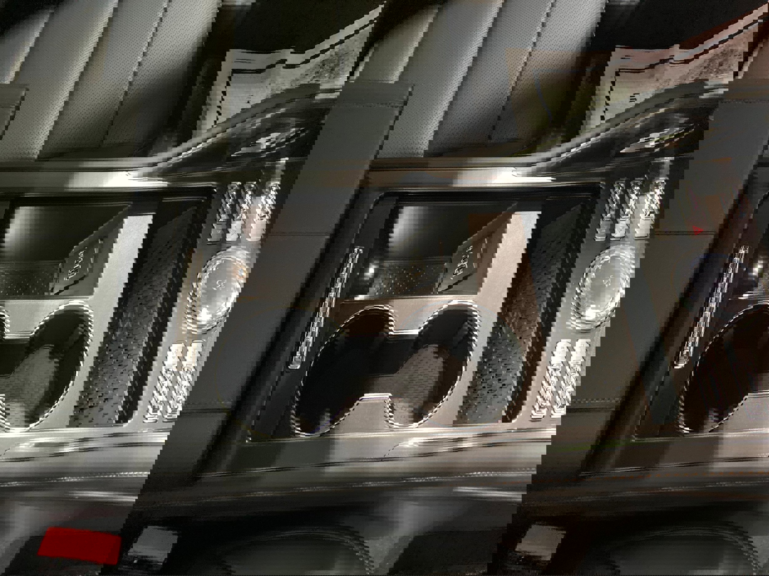 Used 2026 Lincoln Nautilus Premier w/ Equipment Group 102A image 5