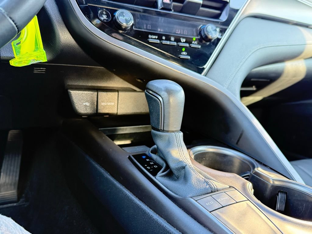 Used 2024 Toyota Camry SE FWD image 18