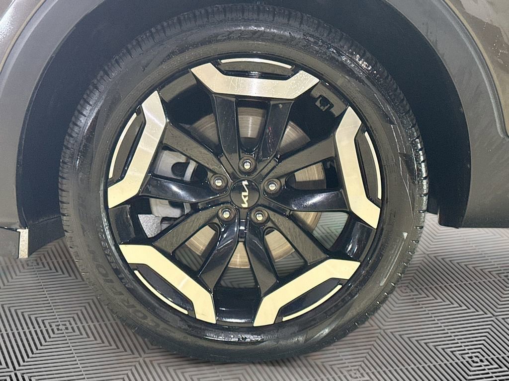 Used 2025 Kia Telluride S AWD/4WD image 34