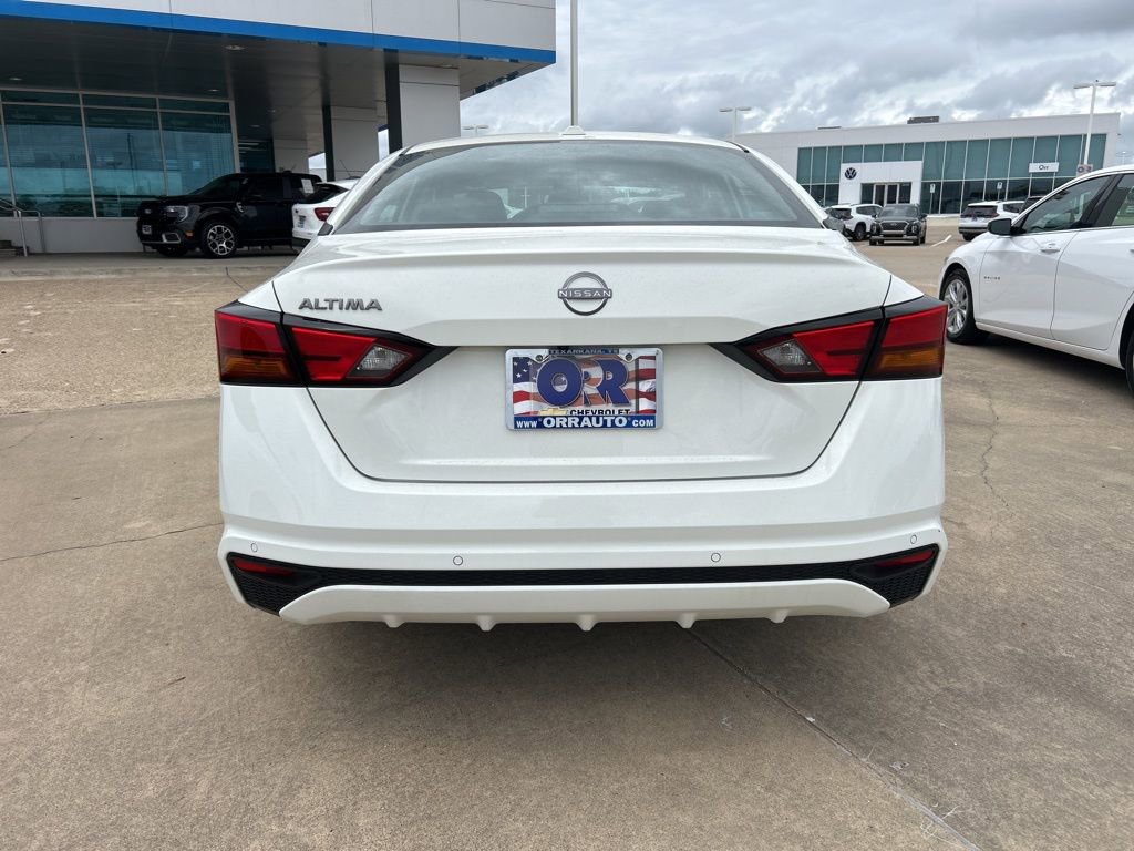 Used 2025 Nissan Altima 2.5 S FWD image 5
