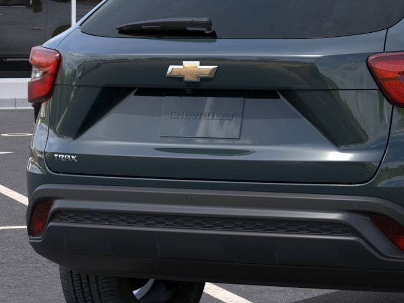 New 2026 Chevrolet Trax LS w/ LS Convenience Package FWD image 38