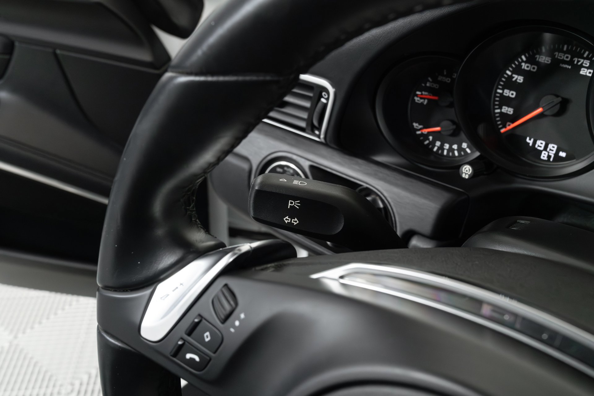 Used 2015 Porsche 911 Carrera GTS w/ Bose Audio Package image 20