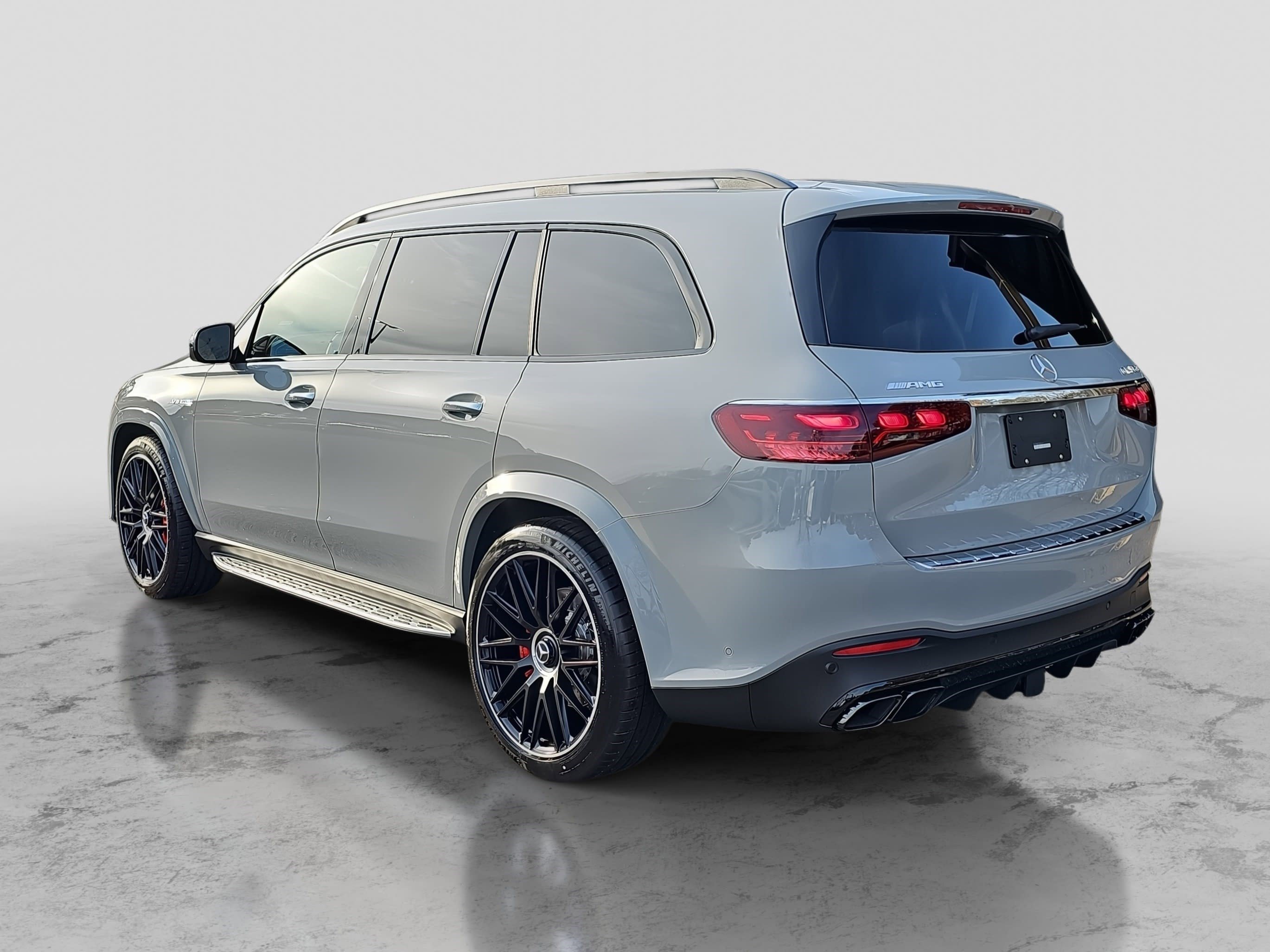 New 2026 Mercedes-Benz GLS 63 AMG 4MATIC image 7