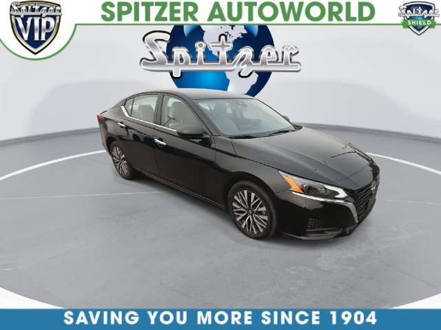 Used 2024 Nissan Altima 2.5 SV FWD image 3