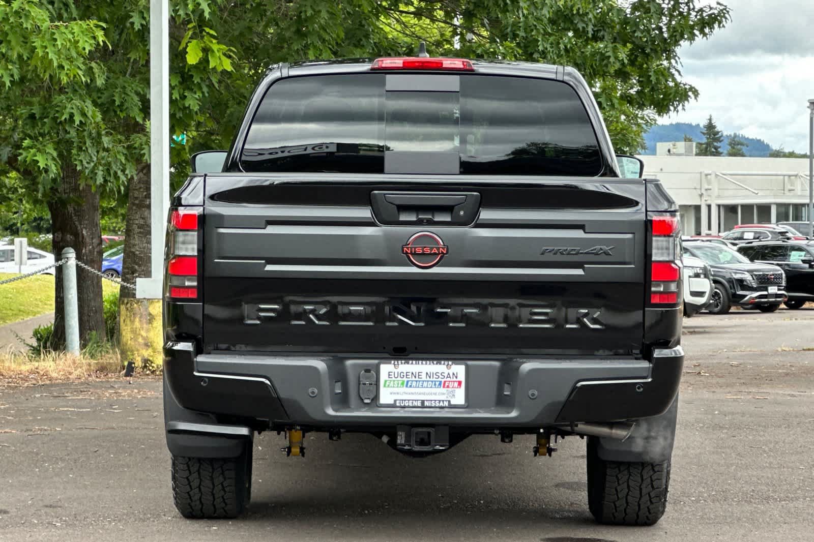 New 2026 Nissan Frontier PRO-4X w/ Tow Package AWD/4WD image 7