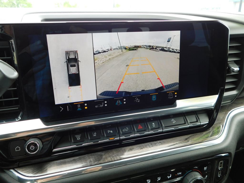 Used 2024 Chevrolet Silverado 2500 LTZ w/ LTZ Plus Package image 40