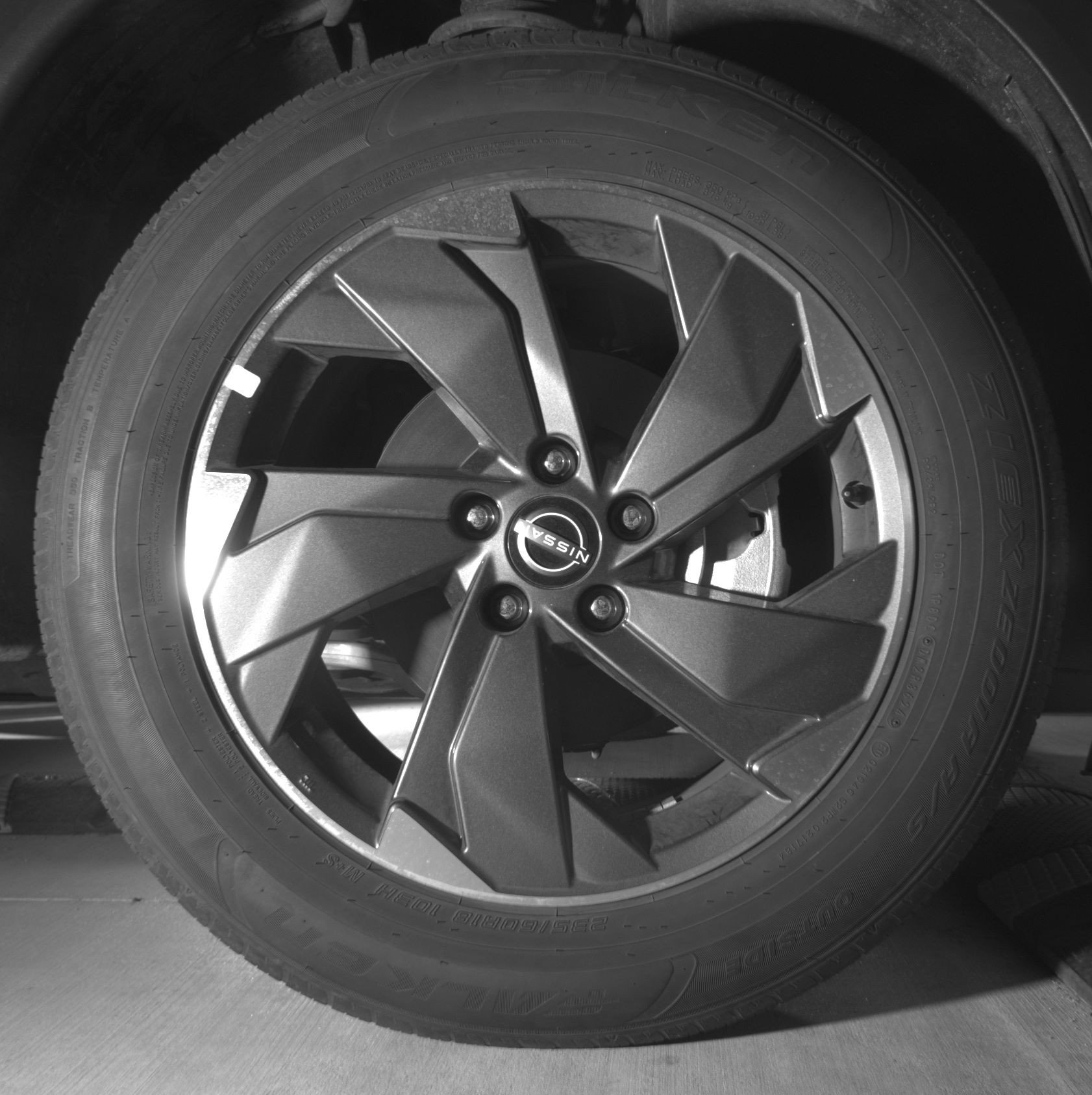 Used 2025 Nissan Rogue SV FWD image 13