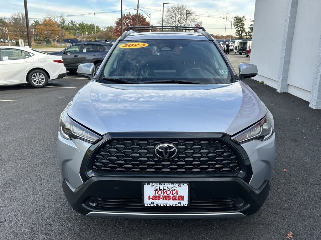 Certified 2023 Toyota Corolla Cross LE image 3