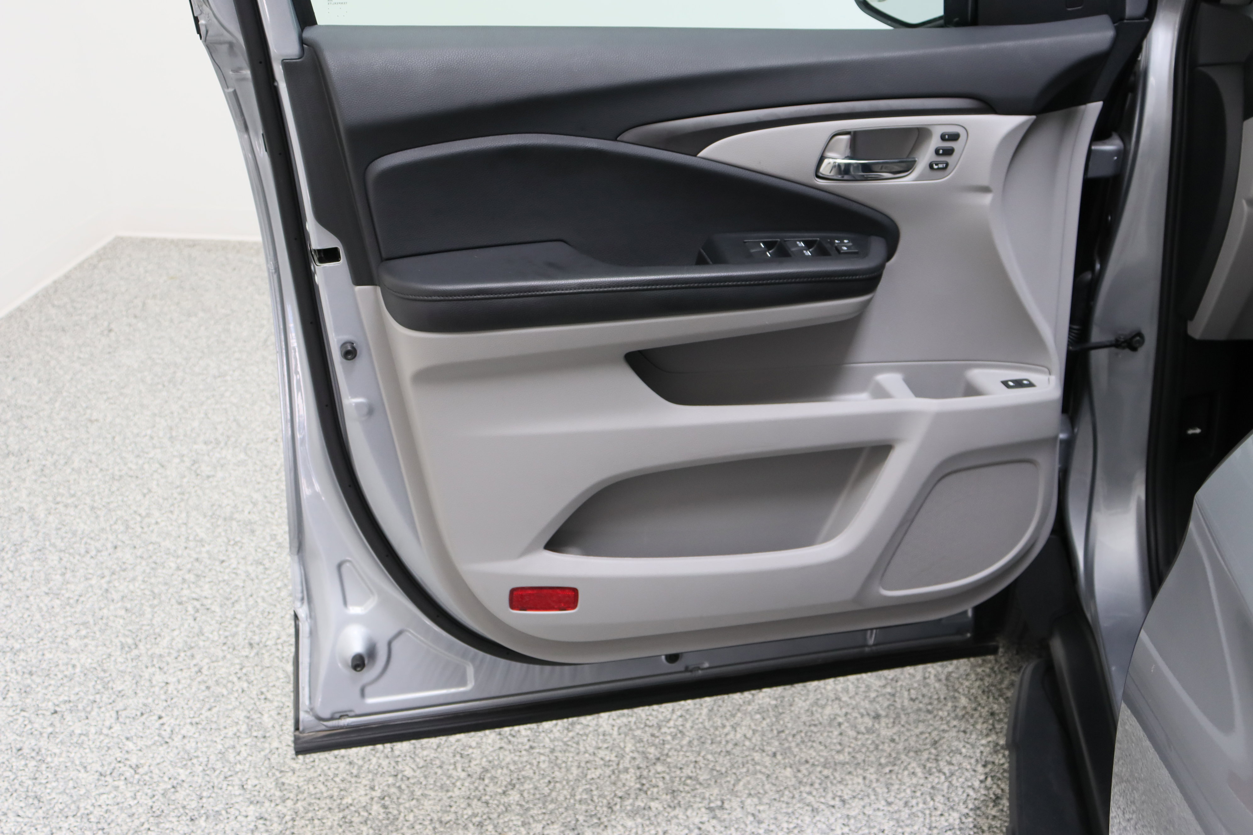 Used 2021 Honda Pilot EX-L image 12