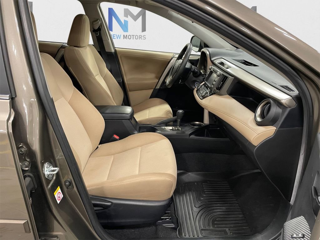 Used 2013 Toyota RAV4 XLE image 15