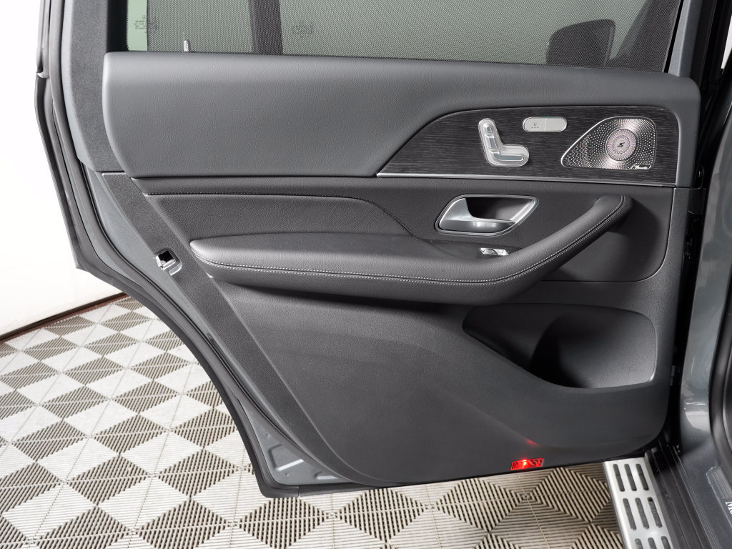 Certified 2026 Mercedes-Benz GLS 450 4MATIC image 28