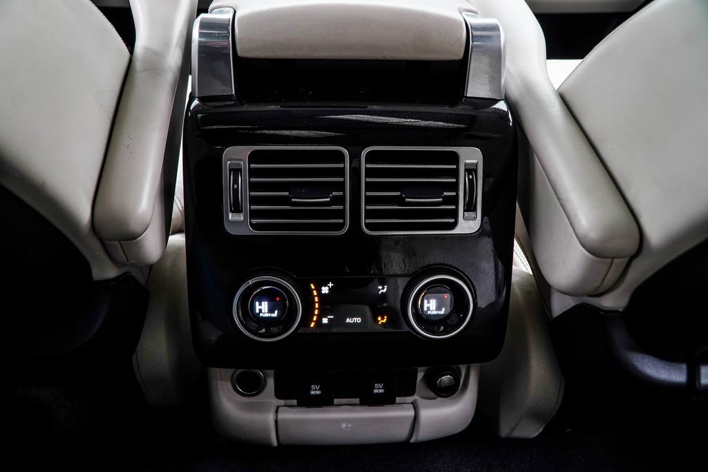 Used 2019 Land Rover Range Rover HSE image 20