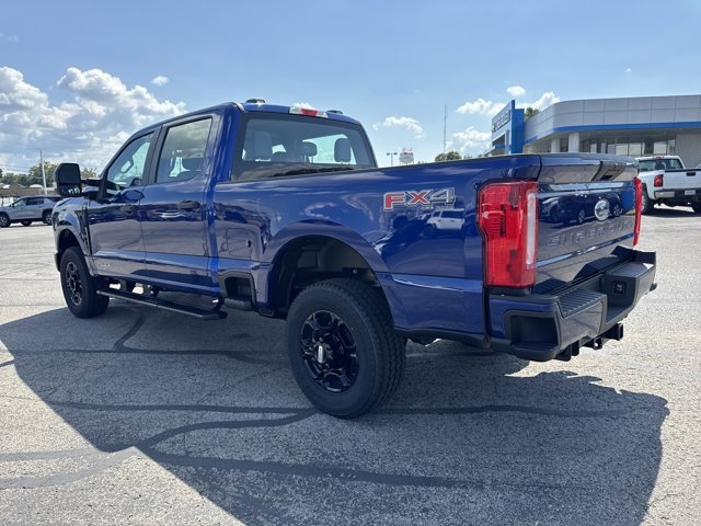 New 2026 Ford F350 4x4 Crew Cab Super Duty image 7