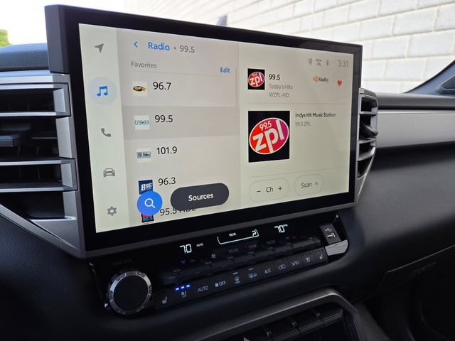 Used 2025 Toyota Sequoia Limited w/ Tow Technology Package AWD/4WD image 46