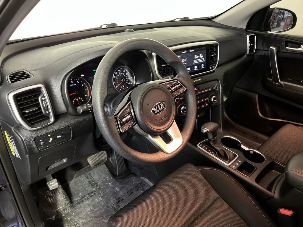 Used 2020 Kia Sportage LX w/ LX Popular Package image 16