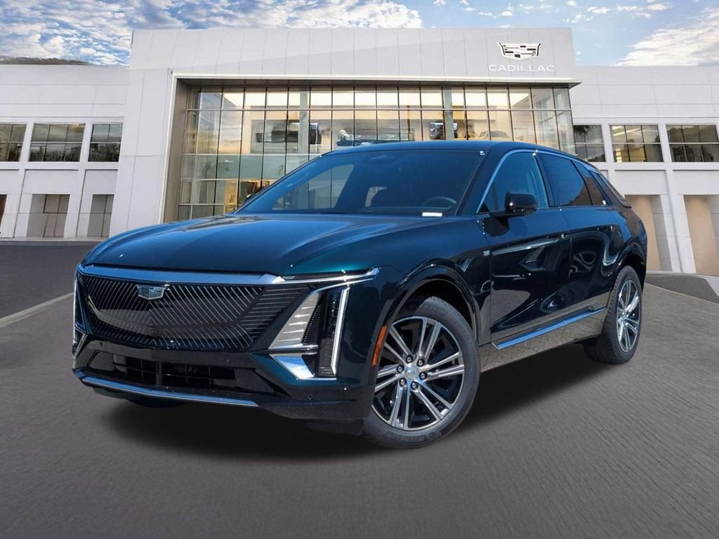 New 2026 Cadillac Lyriq Luxury