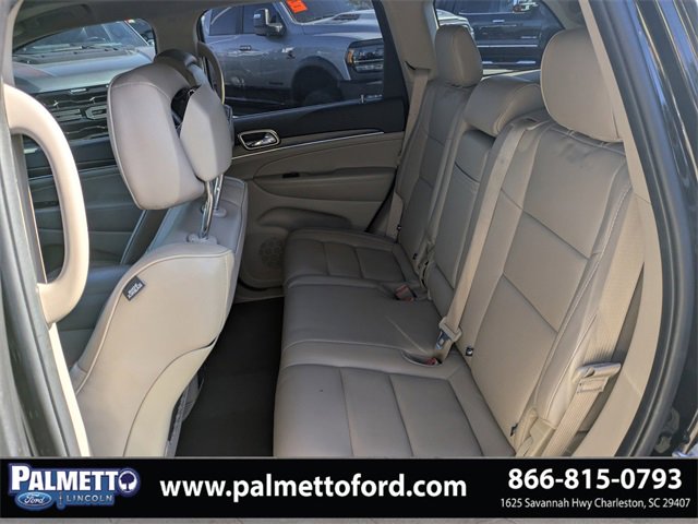 Used 2017 Jeep Grand Cherokee Limited w/ Luxury Group II image 12