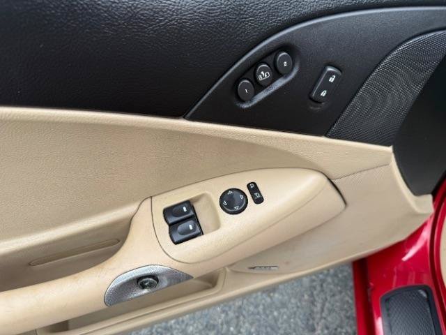 Used 2005 Chevrolet Corvette Convertible w/ Preferred Equipment Group RWD image 15