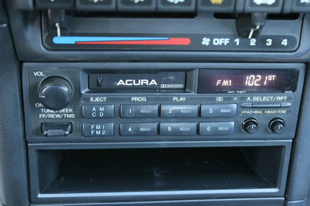 Used 1994 Acura Integra LS FWD image 21