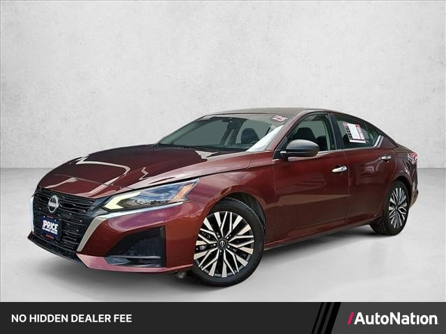 Used 2025 Nissan Altima 2.5 SV FWD image 1