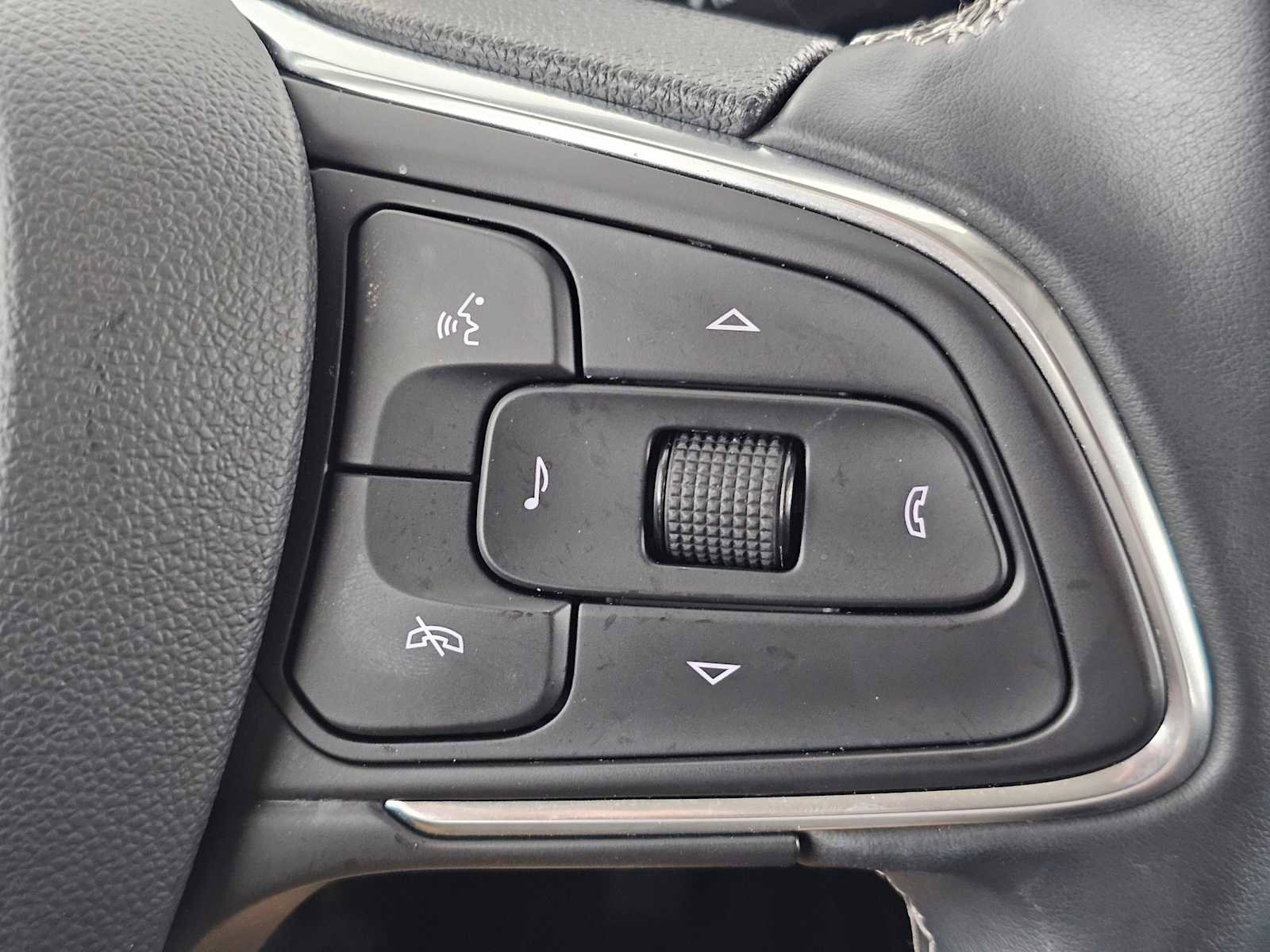 Used 2024 Buick Encore GX Preferred image 28