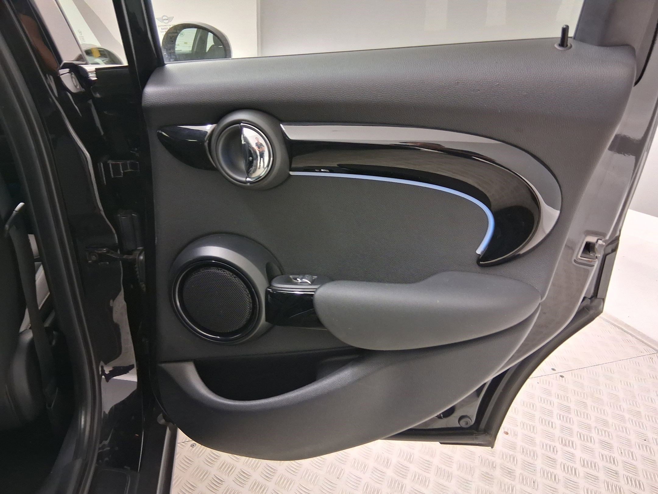 Certified 2023 MINI Cooper S image 30