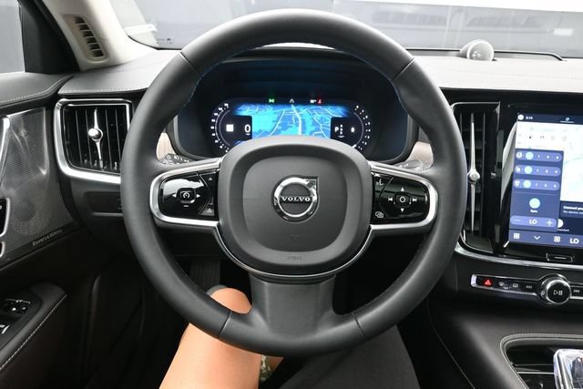 Used 2023 Volvo S90 B6 Ultimate w/ Lounge Package AWD/4WD image 24