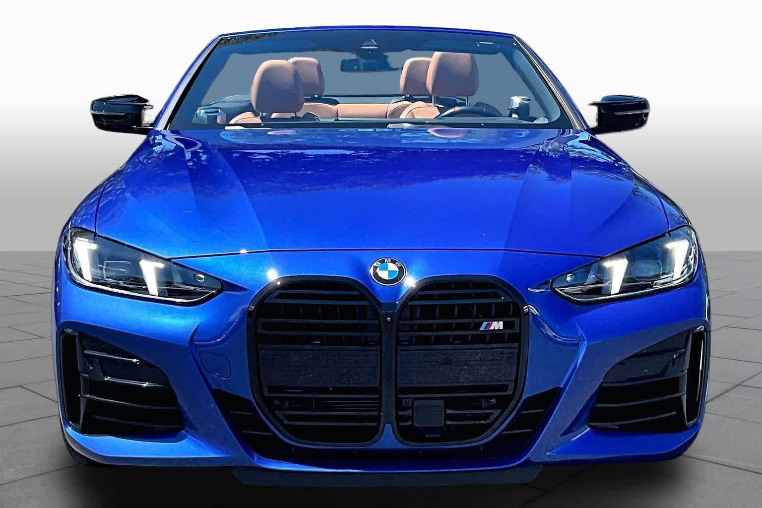 Used 2026 BMW M440i Convertible RWD image 4