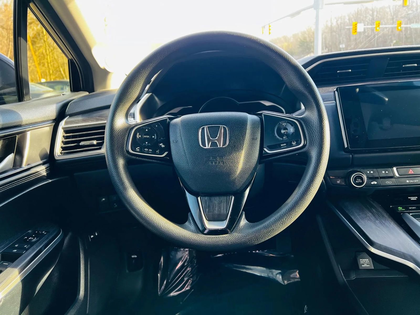 Used 2018 Honda Clarity Plug-In Hybrid image 27