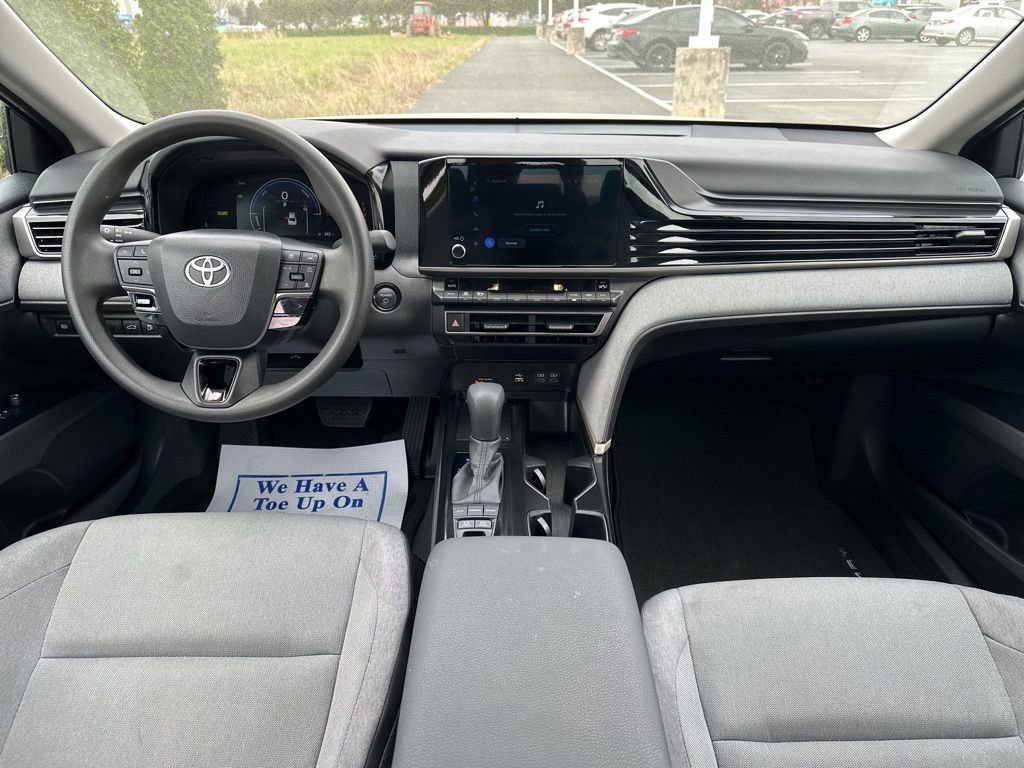Certified 2025 Toyota Camry LE w/ Convenience Package image 31