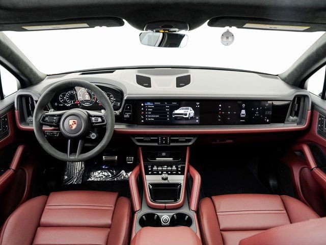 New 2026 Porsche Cayenne GTS image 20