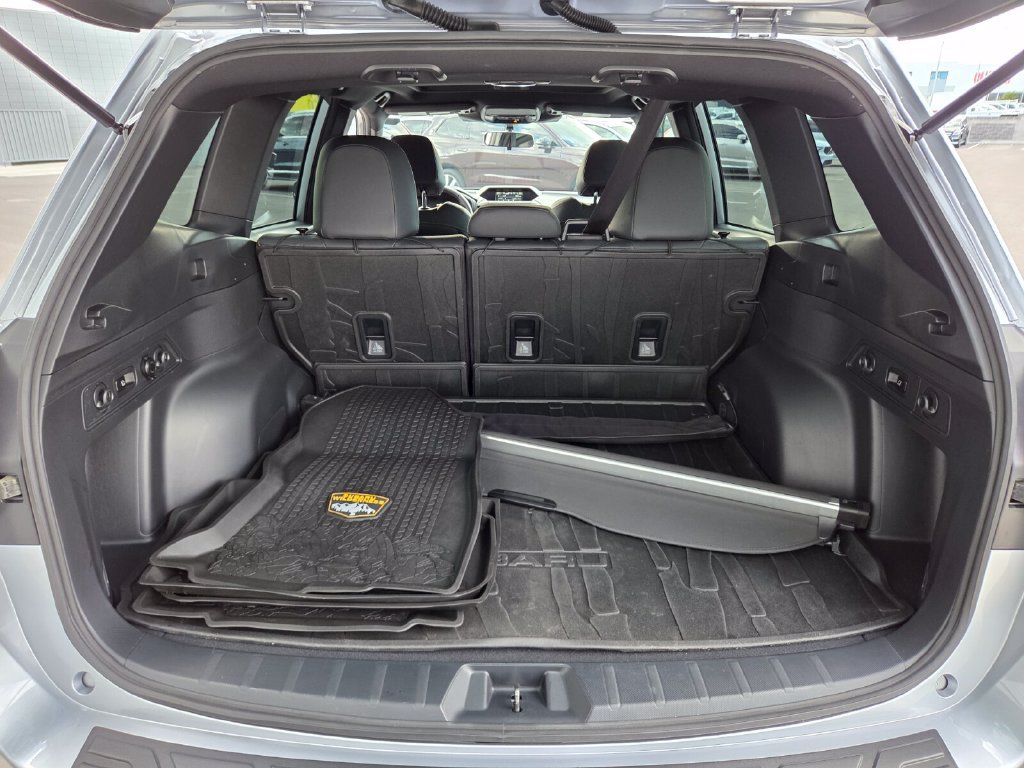 Used 2025 Subaru Forester Wilderness AWD/4WD image 19