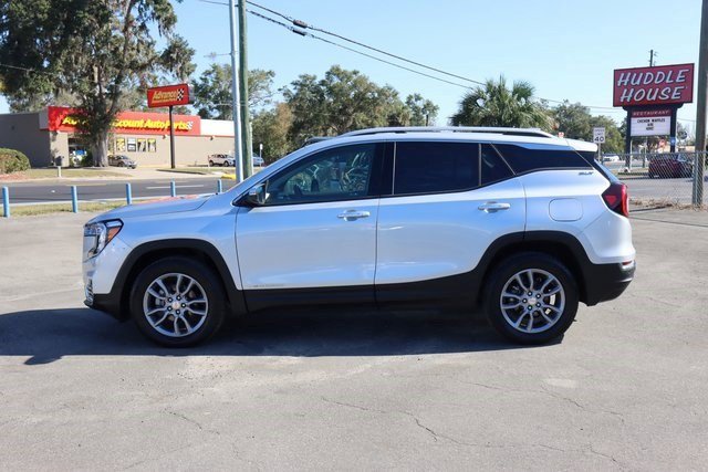 Certified 2022 GMC Terrain SLT image 4