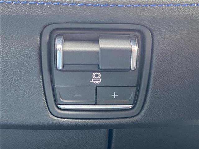 New 2025 Cadillac Escalade IQ Luxury 1 w/ Smart Trailering package image 12