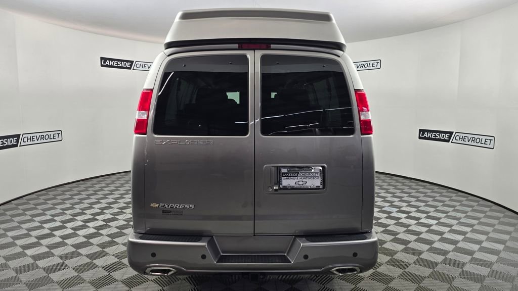 New 2026 Chevrolet Express 2500 Extended w/ Driver Convenience Package image 5