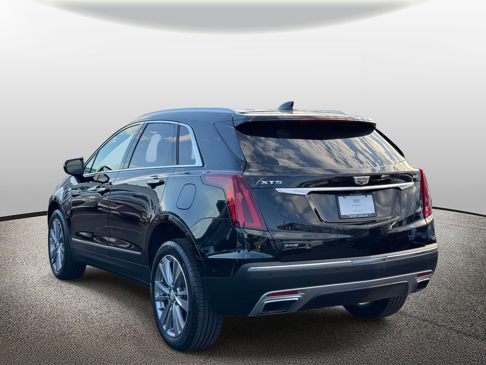 Used 2024 Cadillac XT5 Premium Luxury w/ Technology Package AWD/4WD image 22