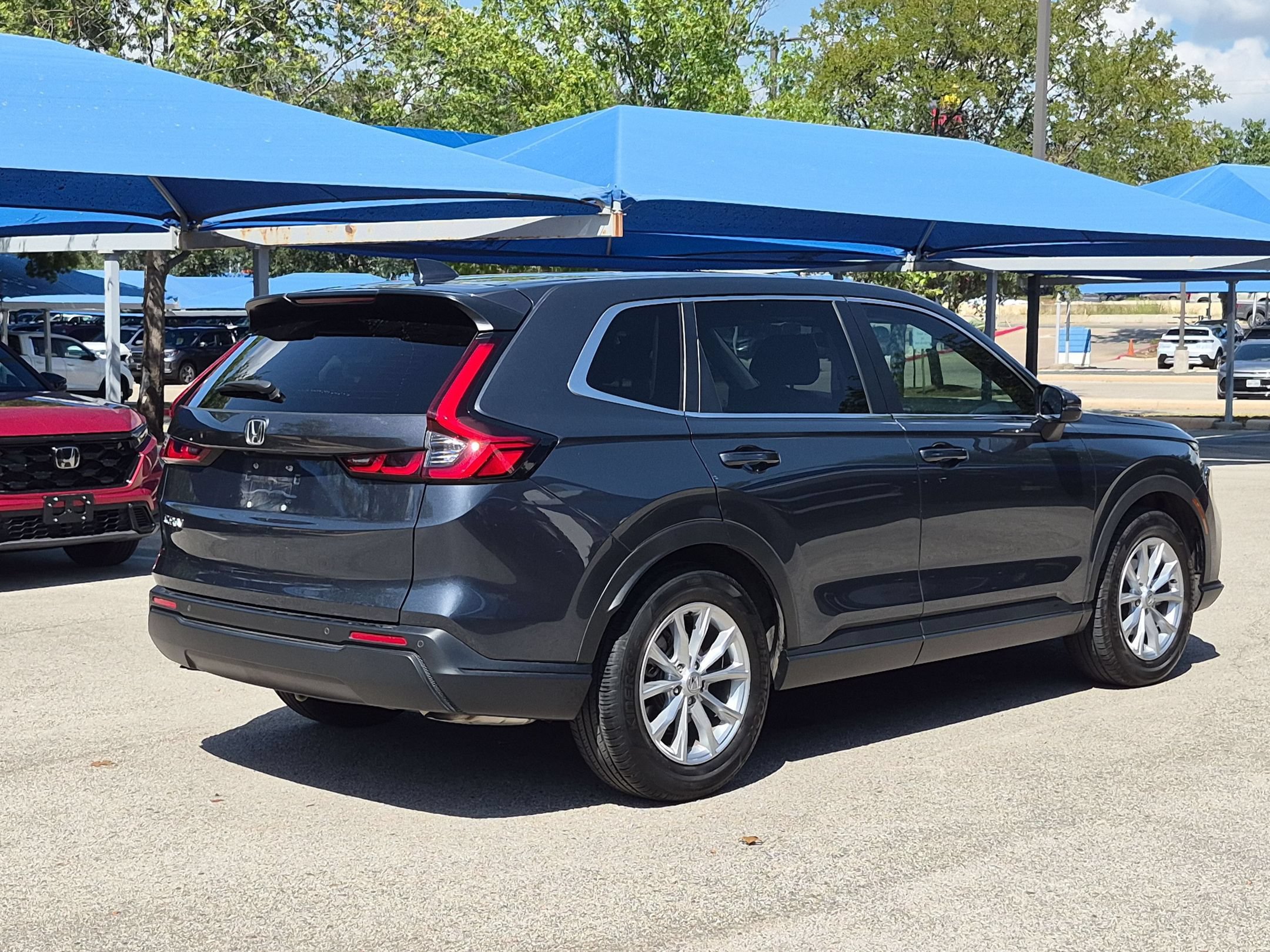 Used 2024 Honda CR-V EX-L image 3