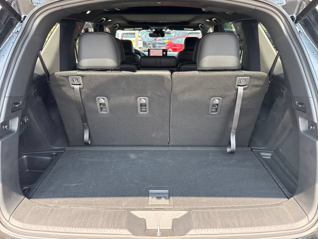 Used 2026 Honda Pilot Black Edition image 14