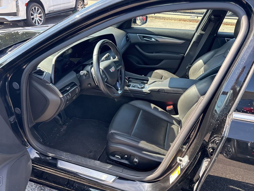 Used 2025 Cadillac CT5 Premium Luxury RWD image 12