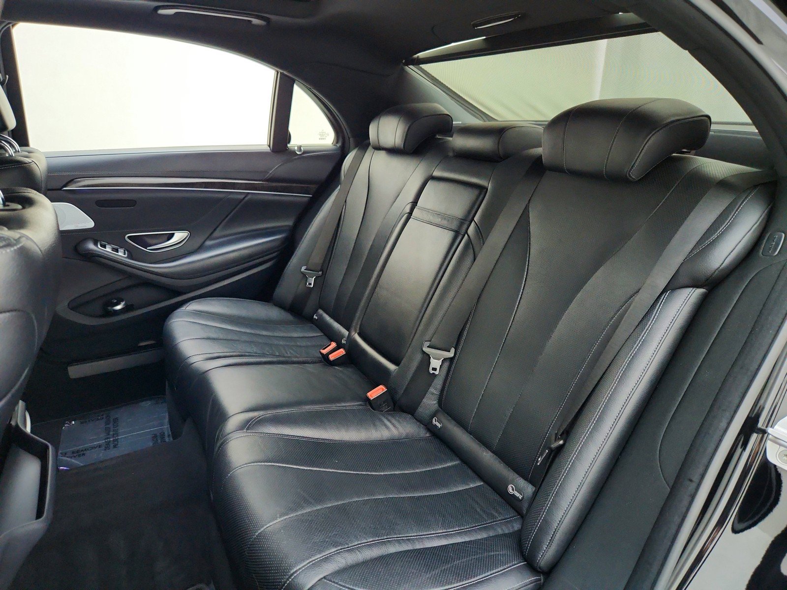 Used 2015 Mercedes-Benz S 550 4MATIC Sedan image 27