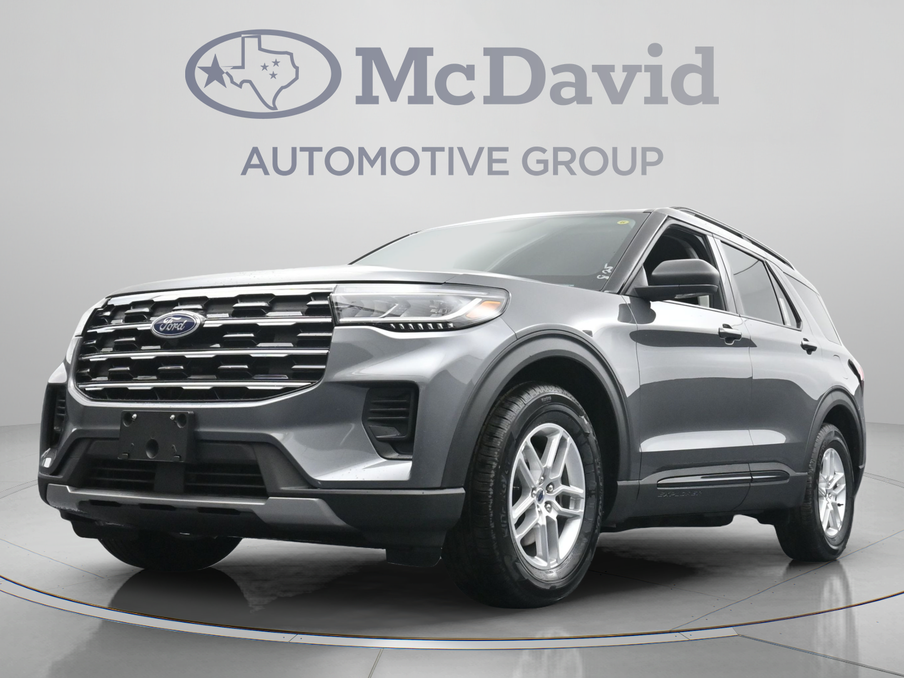 New 2026 Ford Explorer Active RWD image 12
